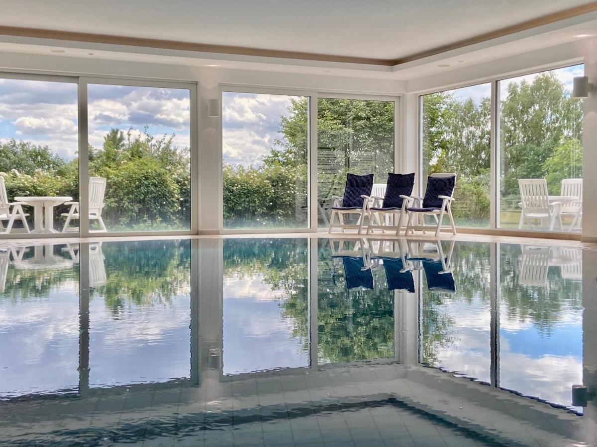 Friesenhof Hotel-Restaurant-Reitanlage Trassenheide Zewnętrze zdjęcie