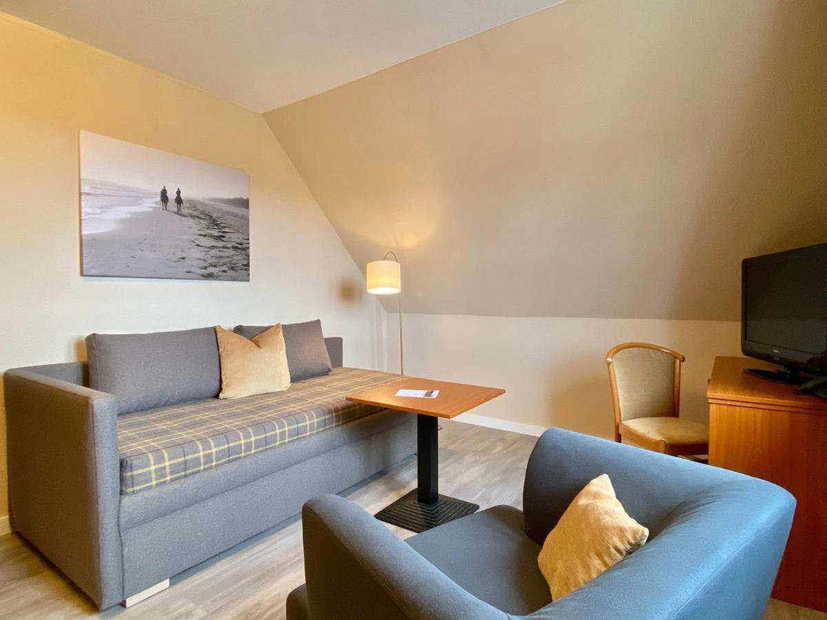 Friesenhof Hotel-Restaurant-Reitanlage Trassenheide Zewnętrze zdjęcie