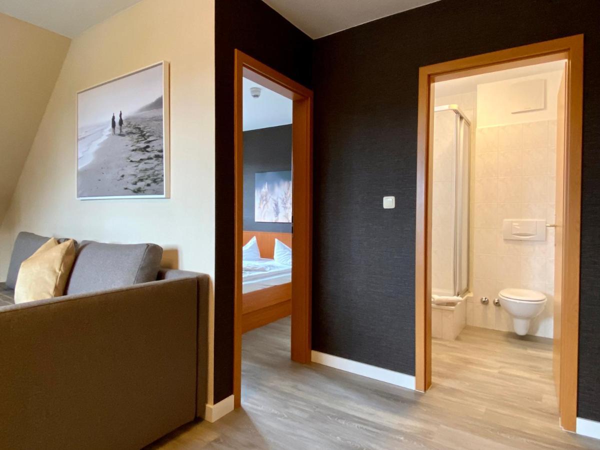 Friesenhof Hotel-Restaurant-Reitanlage Trassenheide Zewnętrze zdjęcie