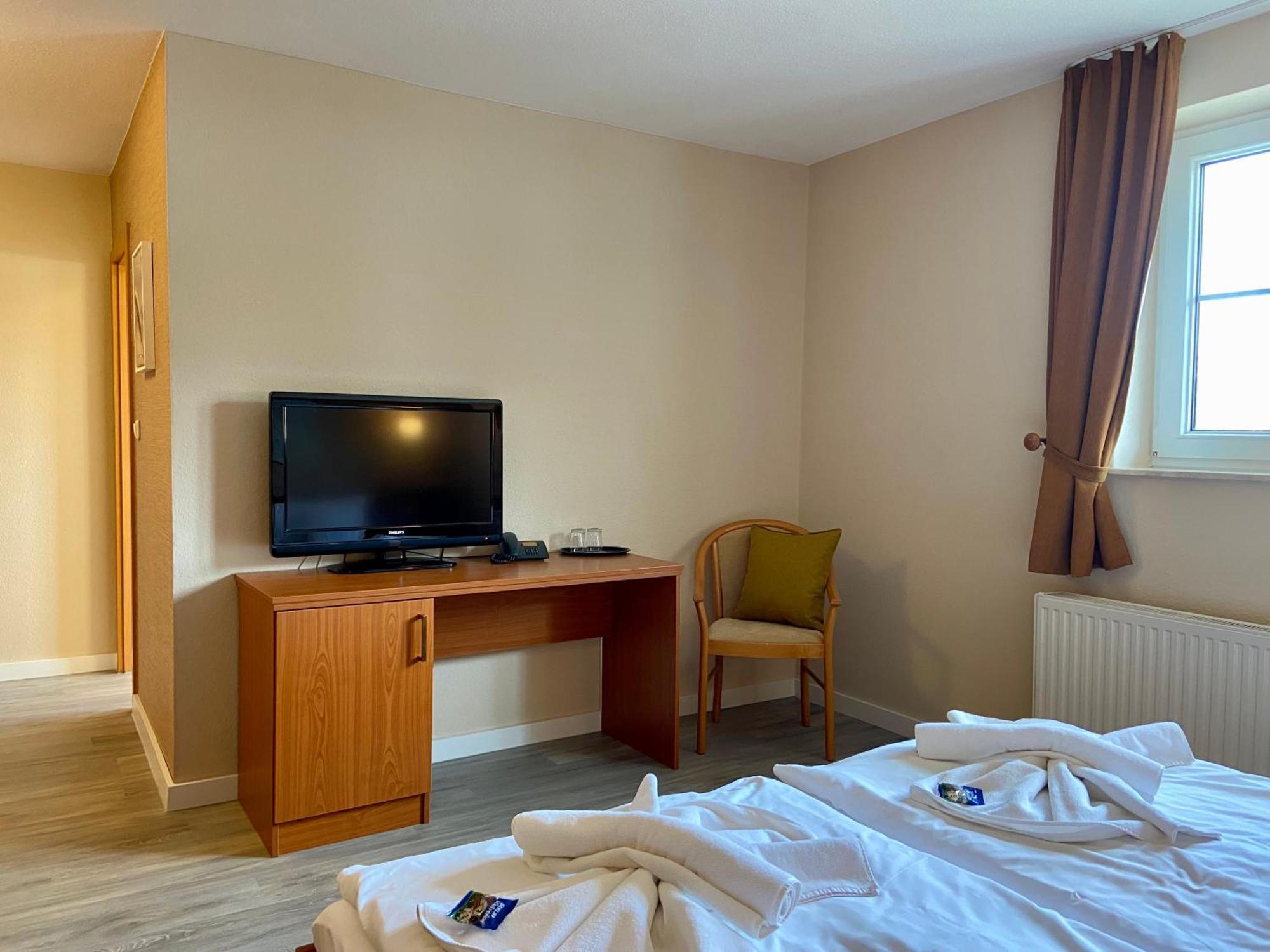 Friesenhof Hotel-Restaurant-Reitanlage Trassenheide Pokój zdjęcie