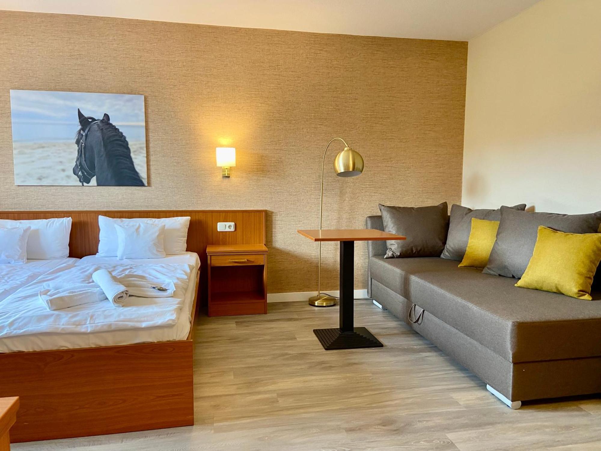 Friesenhof Hotel-Restaurant-Reitanlage Trassenheide Pokój zdjęcie